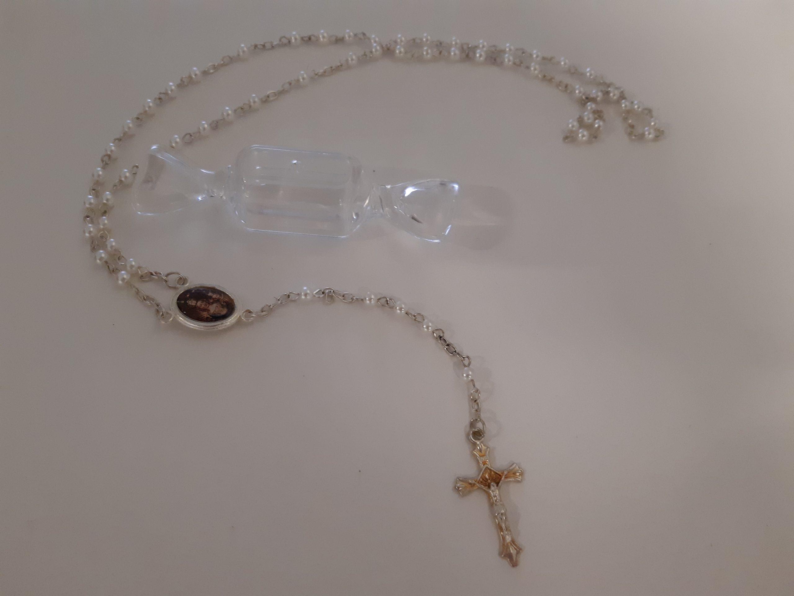 Rosario mini en caja de caramelo